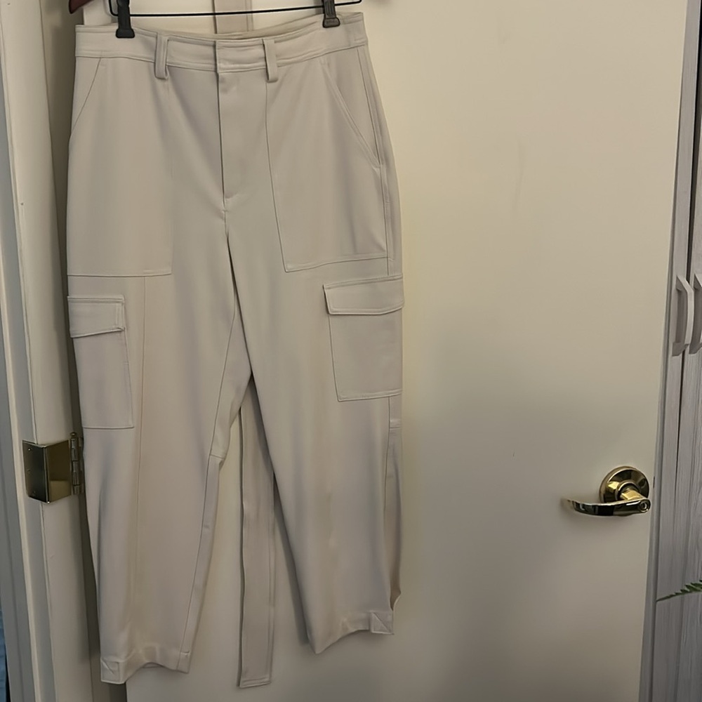 Banana Republic pristine condition - Picture 3 of 4